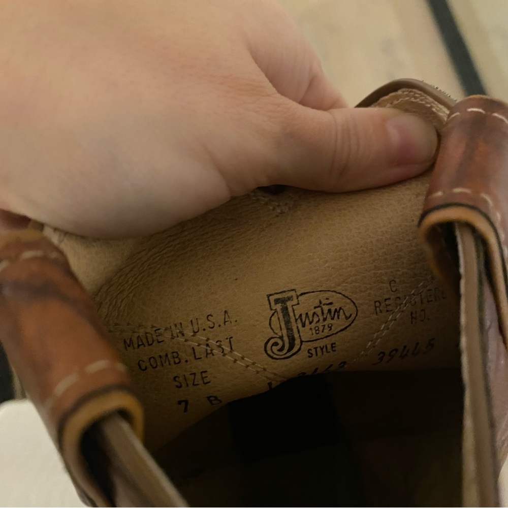 Vintage Justin’s pull on women’s western boot - Picture 4 of 4